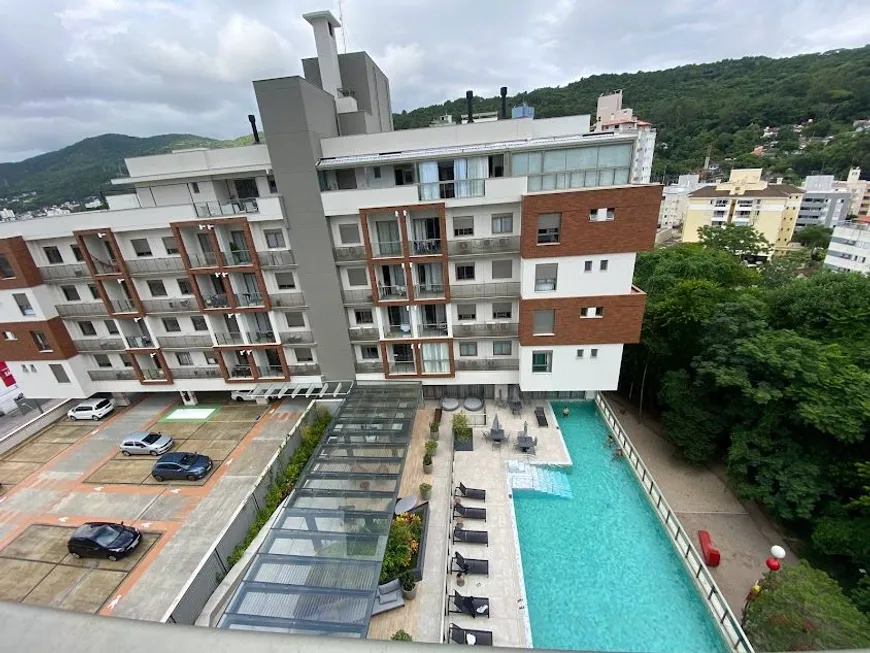 Foto 1 de Cobertura com 2 Quartos à venda, 124m² em Córrego Grande, Florianópolis