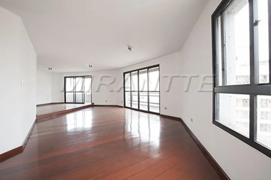 Foto 1 de Apartamento com 4 Quartos à venda, 270m² em Santana, São Paulo