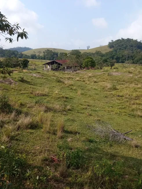 Foto 1 de Fazenda/Sítio com 1 Quarto à venda, 200000m² em , Rio Bonito