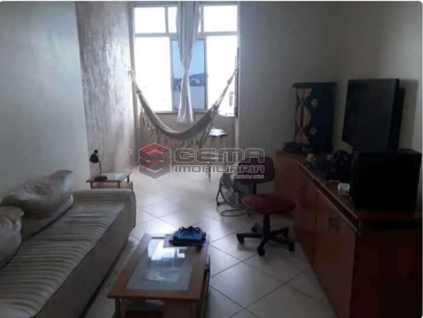 Foto 1 de Apartamento com 1 Quarto à venda, 52m² em Centro, Rio de Janeiro