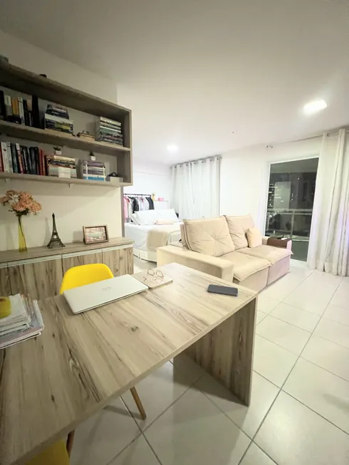 Foto 1 de Apartamento com 1 Quarto à venda, 50m² em Caminho Das Árvores, Salvador