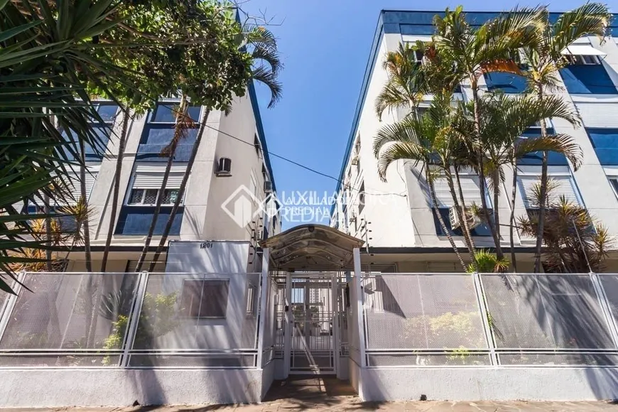 Foto 1 de Apartamento com 2 Quartos à venda, 59m² em Azenha, Porto Alegre