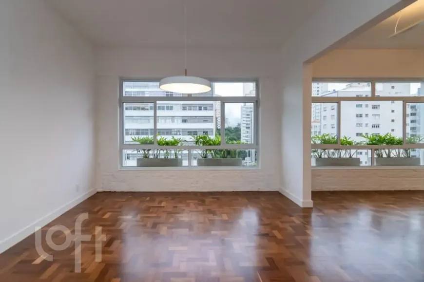 Foto 1 de Apartamento com 3 Quartos à venda, 239m² em Higienópolis, São Paulo