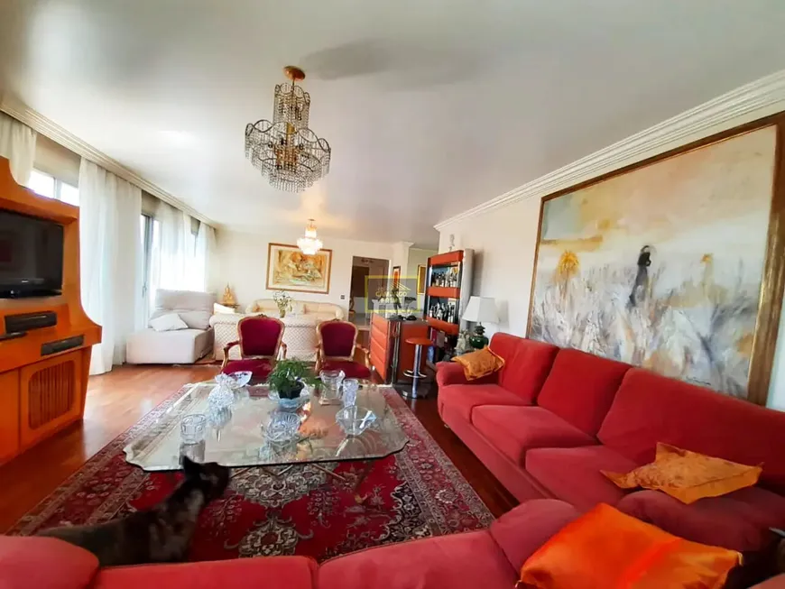 Foto 1 de Apartamento com 4 Quartos à venda, 257m² em Santa Cecília, São Paulo