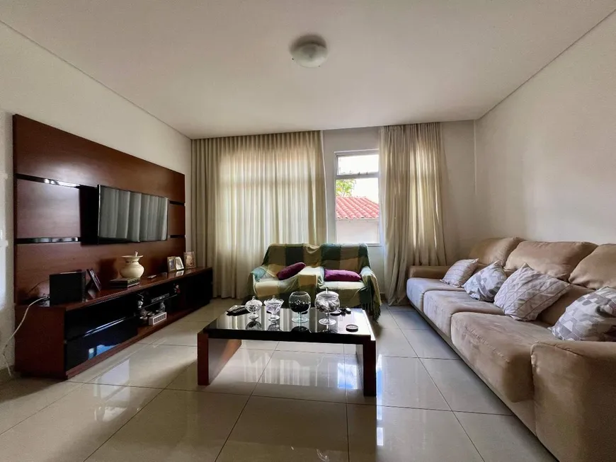 Foto 1 de Apartamento com 3 Quartos à venda, 110m² em Ouro Preto, Belo Horizonte