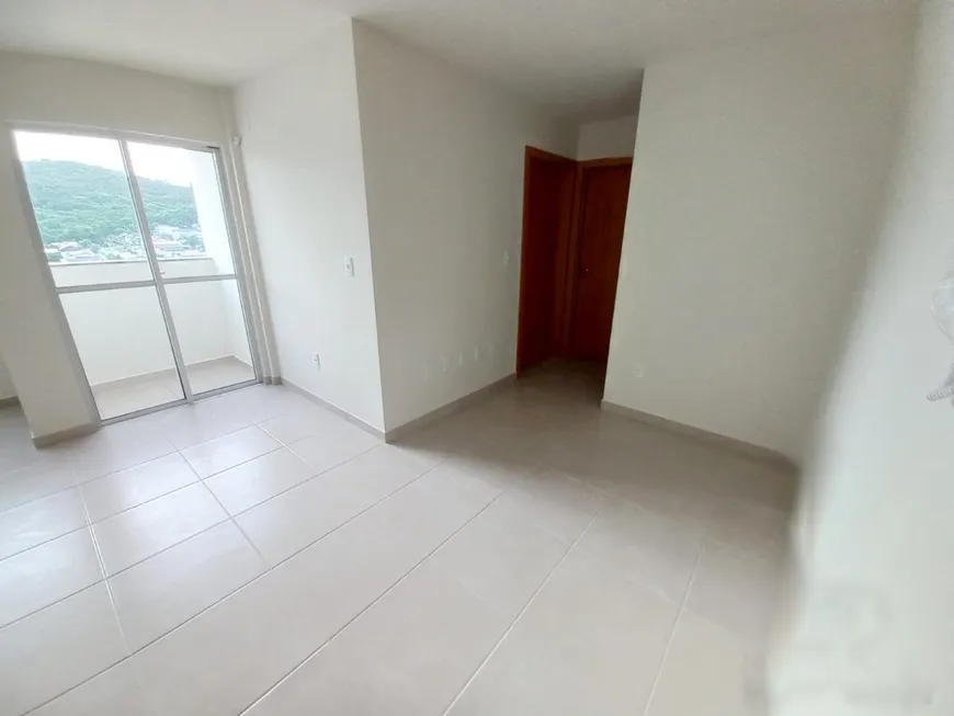 Foto 1 de Apartamento com 2 Quartos à venda, 50m² em Prospera, Criciúma