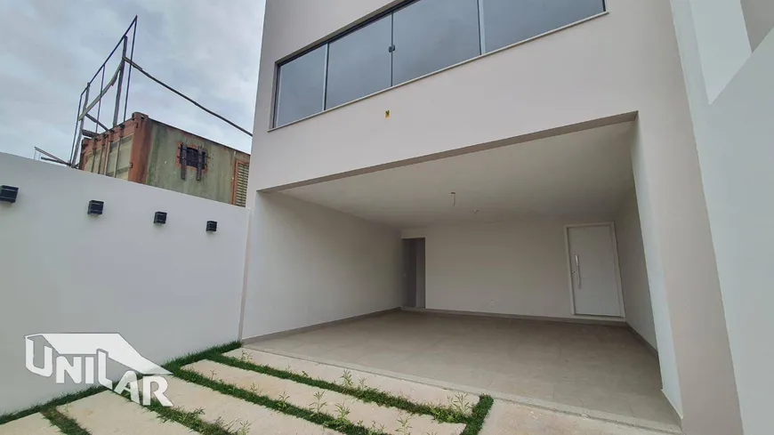 Foto 1 de Casa com 3 Quartos à venda, 204m² em Jardim Provence, Volta Redonda