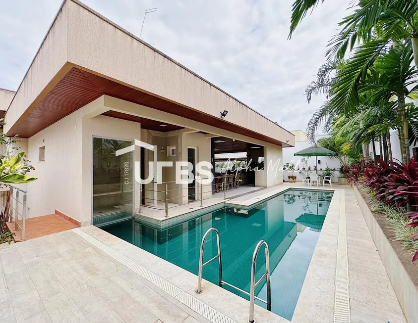 Foto 1 de Casa de Condomínio com 4 Quartos à venda, 350m² em Alphaville Araguaia, Goiânia