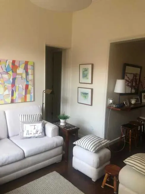 Foto 1 de Apartamento com 2 Quartos à venda, 50m² em Lagoa, Rio de Janeiro