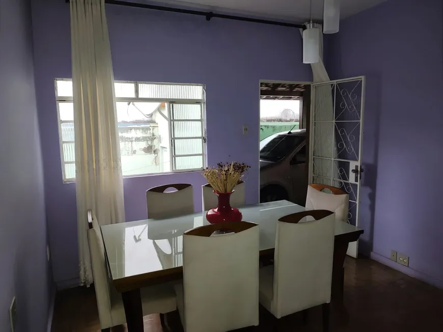 Foto 1 de Casa com 4 Quartos à venda, 216m² em Frimisa, Santa Luzia