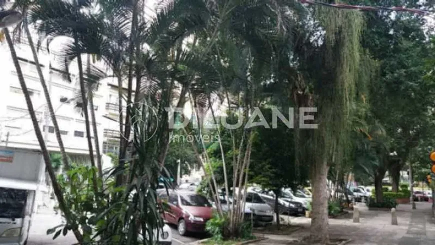 Foto 1 de Apartamento com 2 Quartos à venda, 63m² em Copacabana, Rio de Janeiro