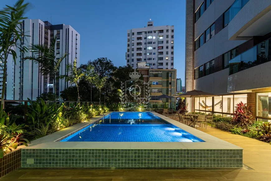 Foto 1 de Apartamento com 2 Quartos à venda, 53m² em Graças, Recife