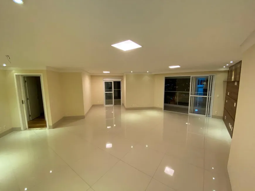 Foto 1 de Apartamento com 3 Quartos à venda, 153m² em Santa Paula, São Caetano do Sul