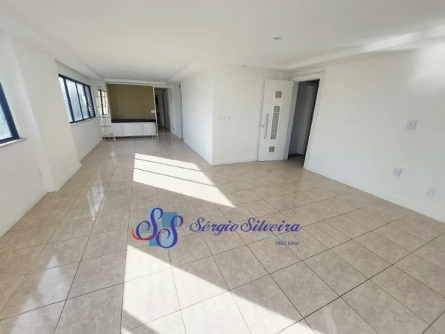 Foto 1 de Apartamento com 4 Quartos à venda, 200m² em Dionísio Torres, Fortaleza