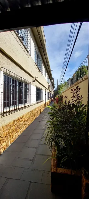 Foto 1 de Casa com 2 Quartos para venda ou aluguel, 72m² em Campo Grande, Rio de Janeiro
