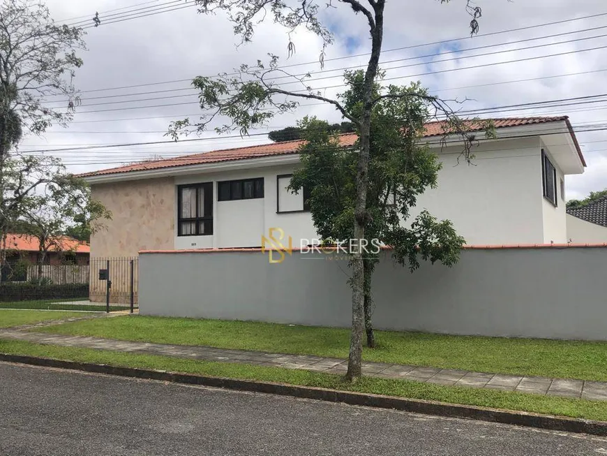 Foto 1 de Casa com 5 Quartos à venda, 436m² em Jardim Social, Curitiba