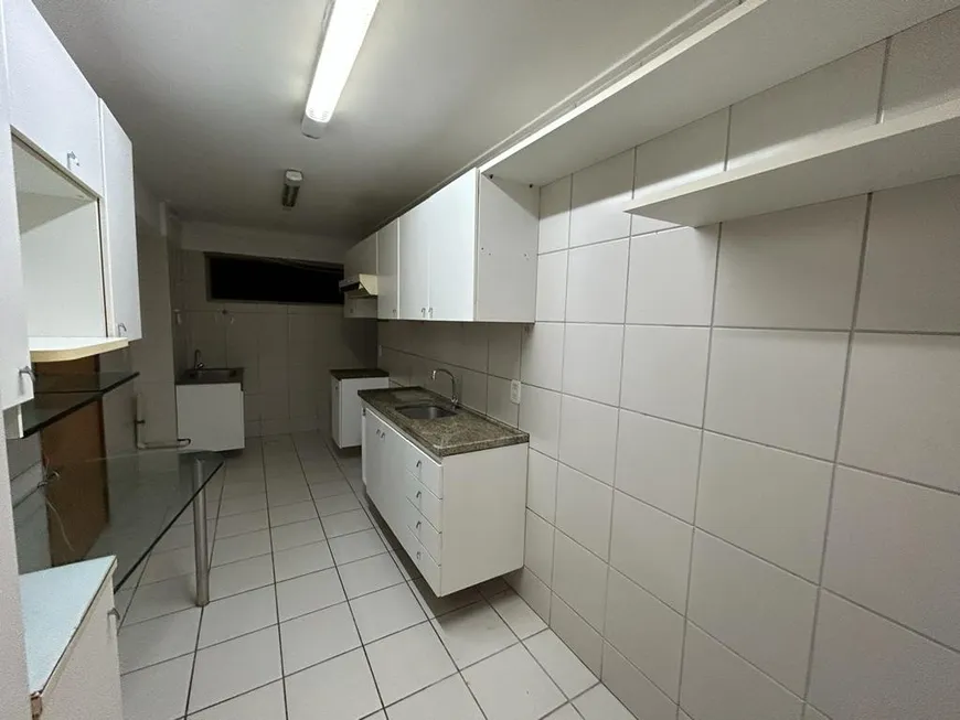 Foto 1 de Apartamento com 3 Quartos para alugar, 92m² em Boa Viagem, Recife