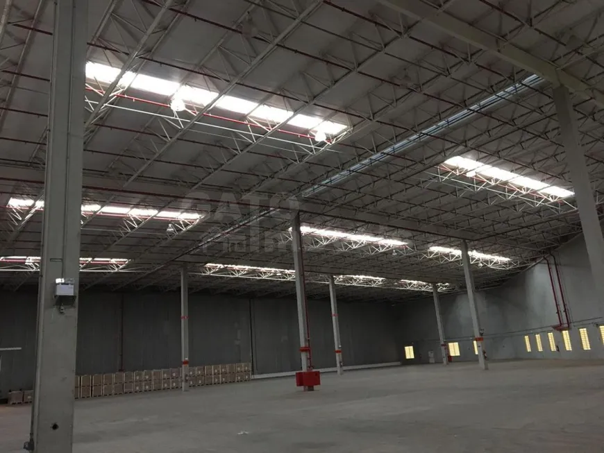 Foto 1 de Galpão/Depósito/Armazém à venda, 40000m² em Itaqui, Itapevi