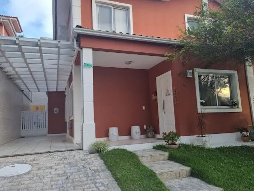 Foto 1 de Casa de Condomínio com 4 Quartos à venda, 142m² em Pendotiba, Niterói