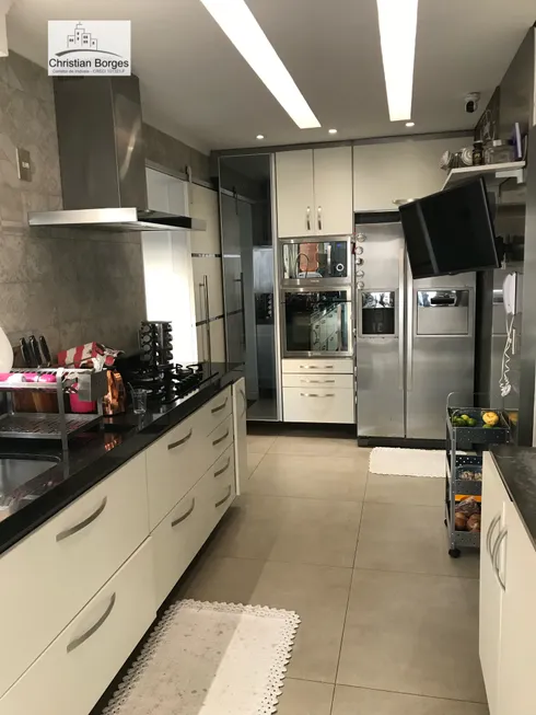 Foto 1 de Apartamento com 3 Quartos à venda, 131m² em Marapé, Santos