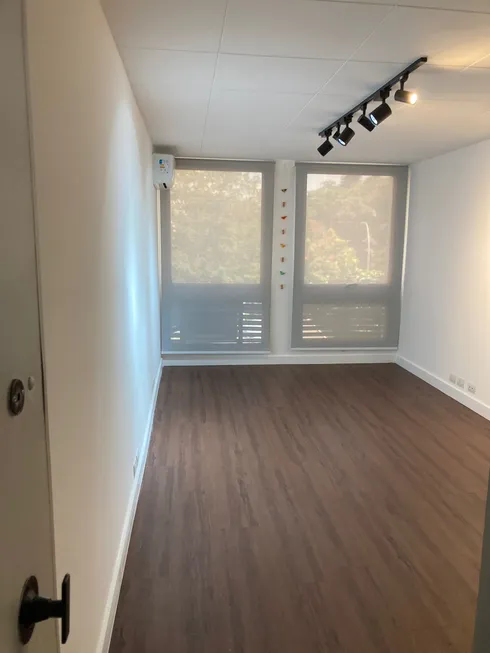 Foto 1 de Sala Comercial à venda, 22m² em Jardim Paulistano, São Paulo