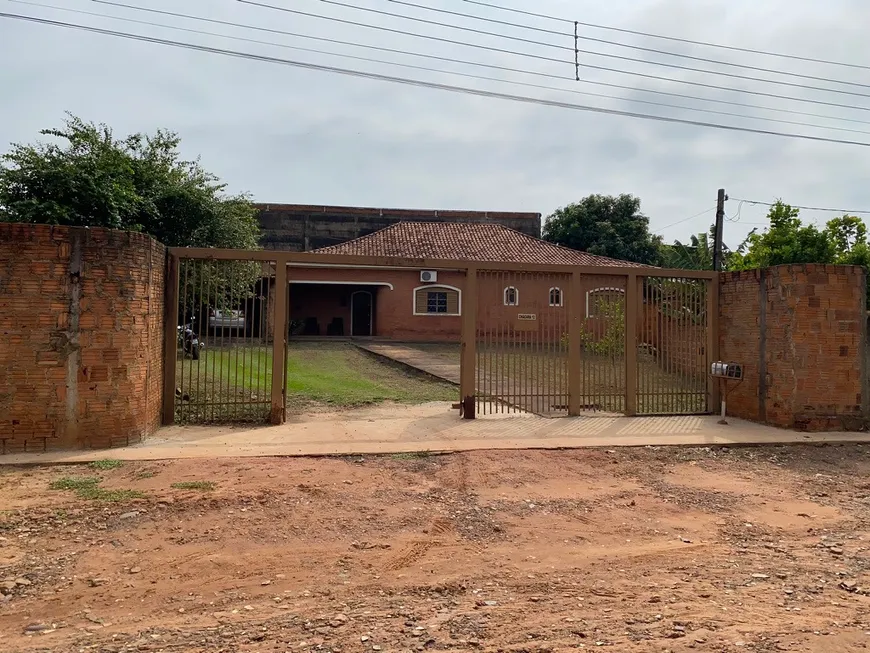 Foto 1 de Fazenda/Sítio com 3 Quartos à venda, 200m² em Estancia Nossa Senhora de Fatima Zona Rural, São José do Rio Preto