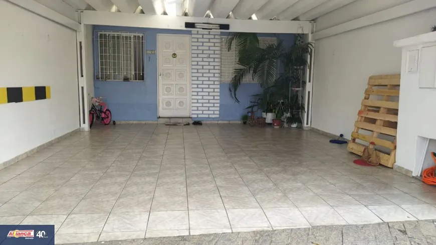 Foto 1 de Casa com 2 Quartos à venda, 107m² em Vila Carioca, Guarulhos