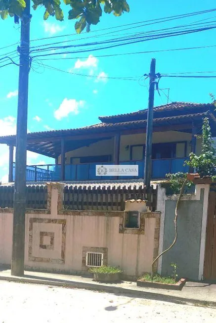 Foto 1 de Casa com 4 Quartos à venda, 250m² em Areal, Araruama