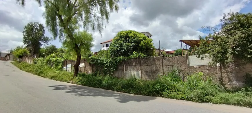 Foto 1 de Lote/Terreno à venda, 1050m² em Colônia do Marçal, São João Del Rei