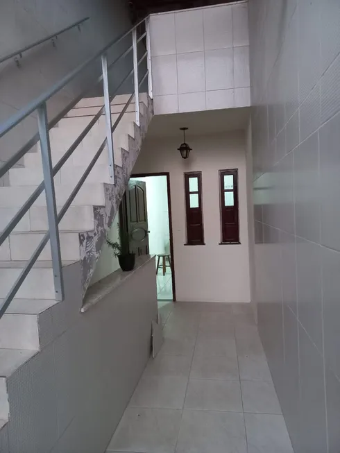 Foto 1 de Casa com 4 Quartos à venda, 198m² em Vale dos Lagos, Salvador