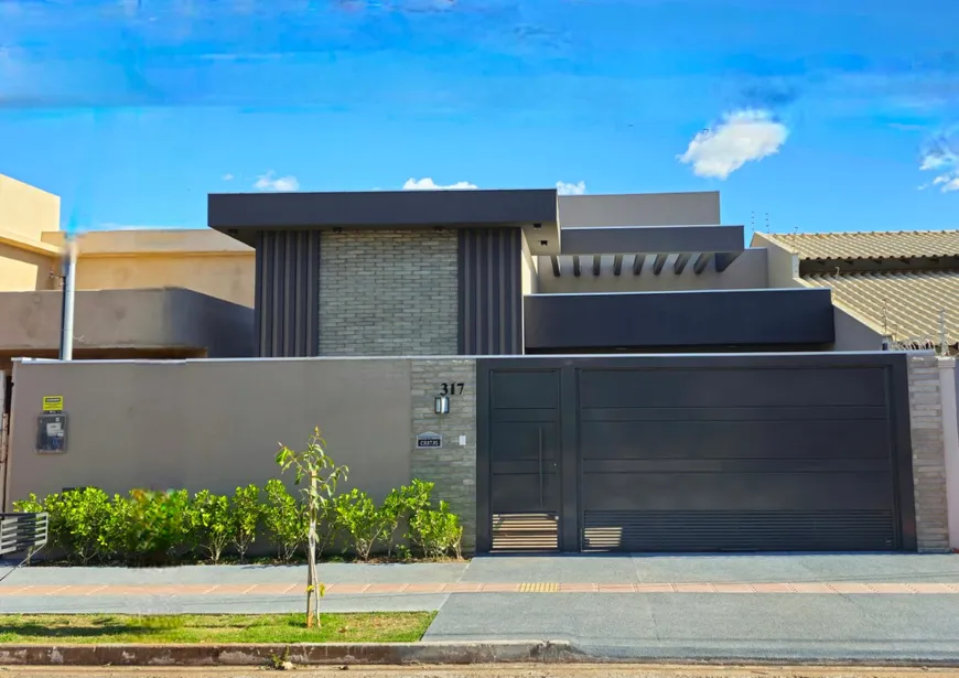 Foto 1 de Casa com 4 Quartos à venda, 200m² em Caranda Bosque, Campo Grande