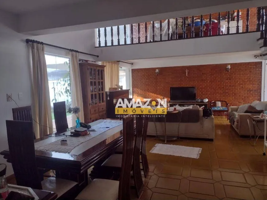 Foto 1 de Casa com 4 Quartos à venda, 300m² em Jardim das Nações, Taubaté