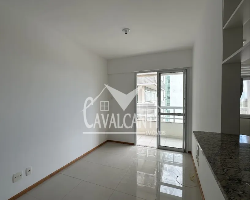 Foto 1 de Apartamento com 2 Quartos à venda, 59m² em Centro, Itaboraí