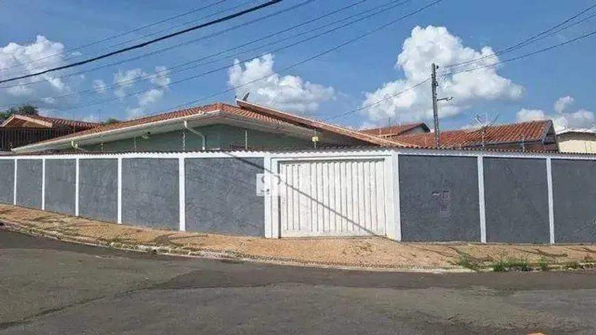 Foto 1 de Casa com 3 Quartos à venda, 197m² em Jardim Boa Esperança, Campinas