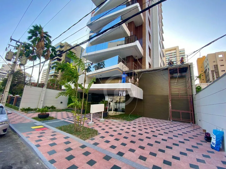 Foto 1 de Apartamento com 3 Quartos à venda, 203m² em Meireles, Fortaleza