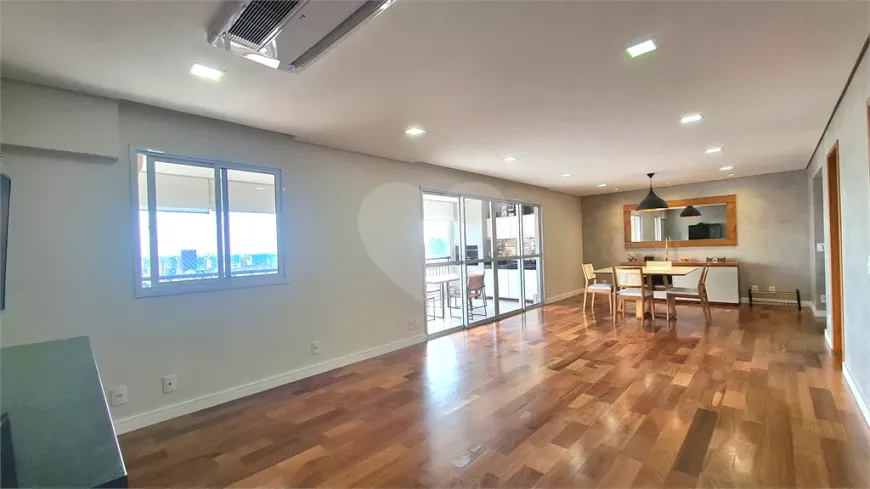 Foto 1 de Apartamento com 3 Quartos para alugar, 149m² em Pinheiros, São Paulo