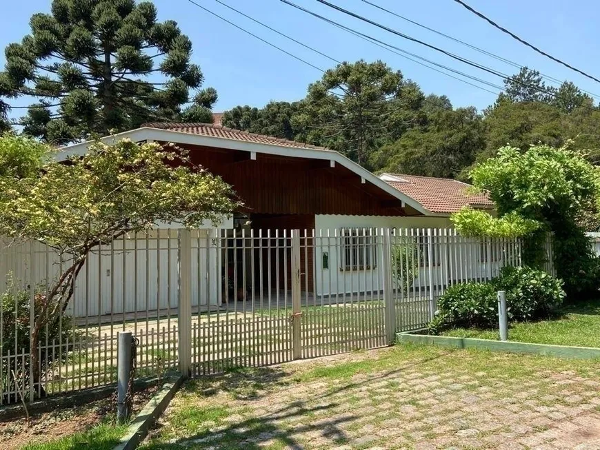 Foto 1 de Casa com 5 Quartos à venda, 312m² em , Campos do Jordão