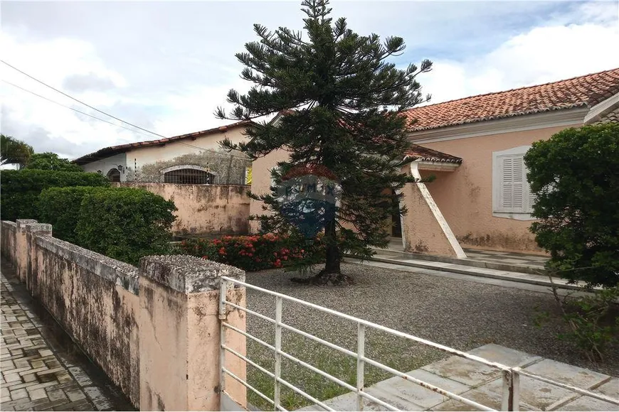 Foto 1 de Casa com 5 Quartos para alugar, 237m² em Areias, Recife