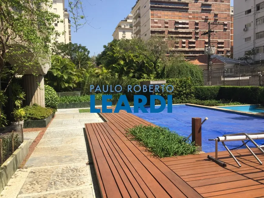 Foto 1 de Apartamento com 3 Quartos à venda, 360m² em Jardim América, São Paulo