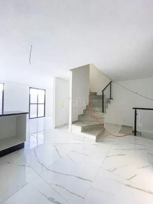 Foto 1 de Sobrado com 3 Quartos à venda, 140m² em Campestre, Santo André