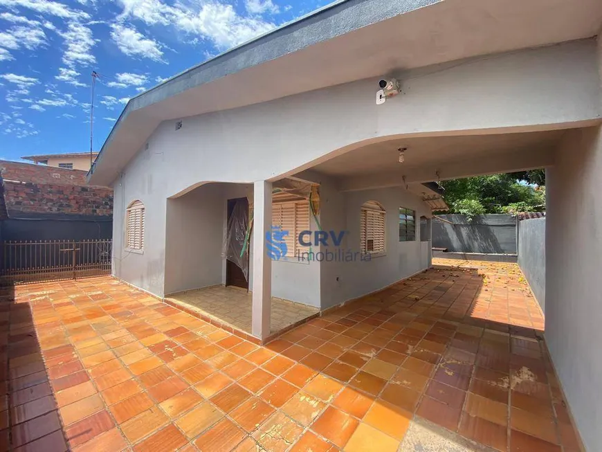 Foto 1 de Casa com 2 Quartos para alugar, 70m² em Vila Matarazzo, Londrina