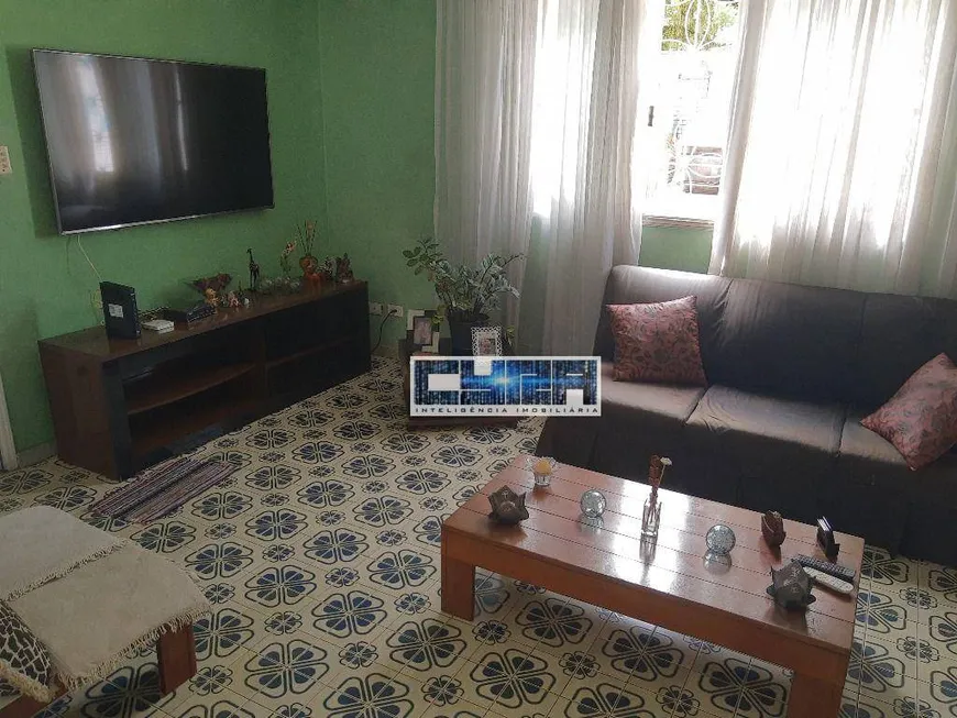 Foto 1 de Casa com 3 Quartos à venda, 170m² em Campo Grande, Santos