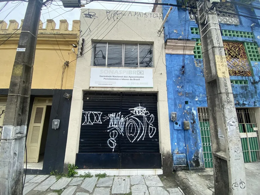Foto 1 de Galpão/Depósito/Armazém com 2 Quartos para venda ou aluguel, 351m² em Benfica, Fortaleza