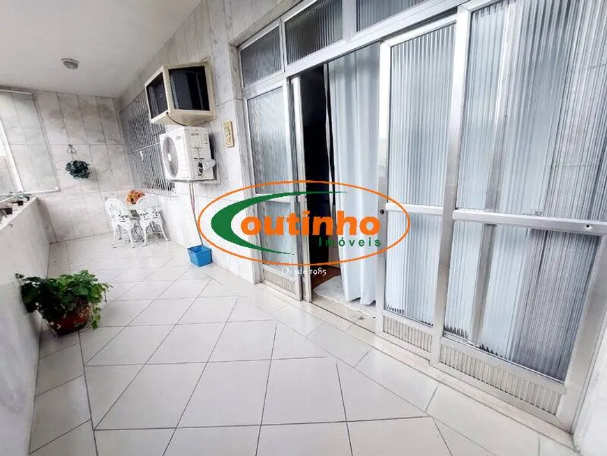 Foto 1 de Apartamento com 4 Quartos à venda, 180m² em Maracanã, Rio de Janeiro