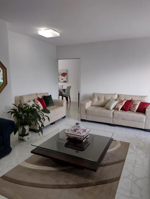 Foto 1 de Apartamento com 3 Quartos à venda, 128m² em Jardim Las Palmas, Guarujá