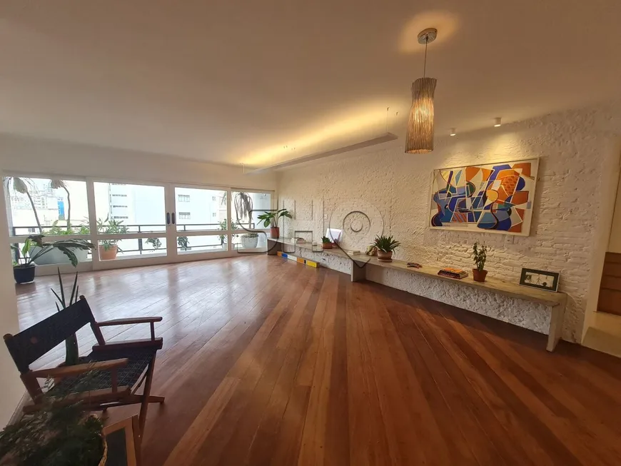Foto 1 de Apartamento com 3 Quartos à venda, 185m² em Higienópolis, São Paulo