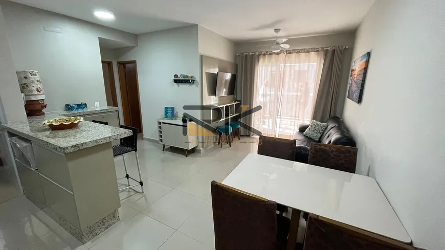 Foto 1 de Apartamento com 2 Quartos à venda, 65m² em Praia das Toninhas, Ubatuba