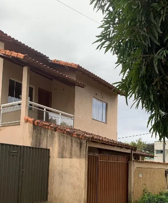 Foto 1 de Casa com 2 Quartos à venda, 53m² em Papucaia, Cachoeiras de Macacu