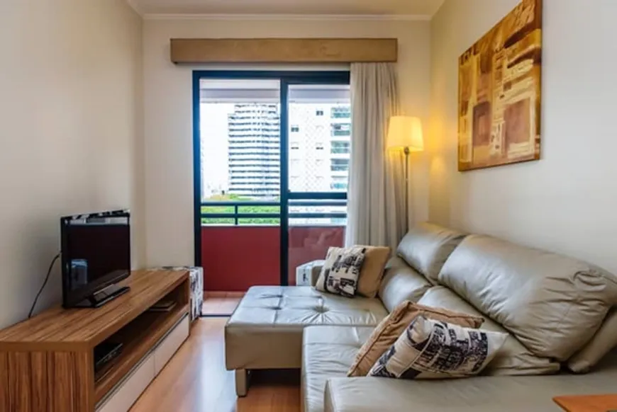 Foto 1 de Apartamento com 2 Quartos para alugar, 65m² em Brooklin, São Paulo