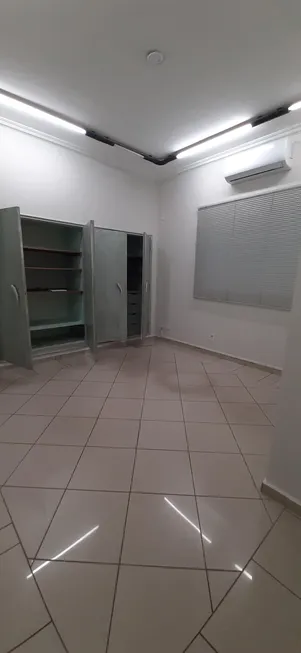 Foto 1 de Sala Comercial com 5 Quartos para alugar, 275m² em Jardim Nasralla, Bauru